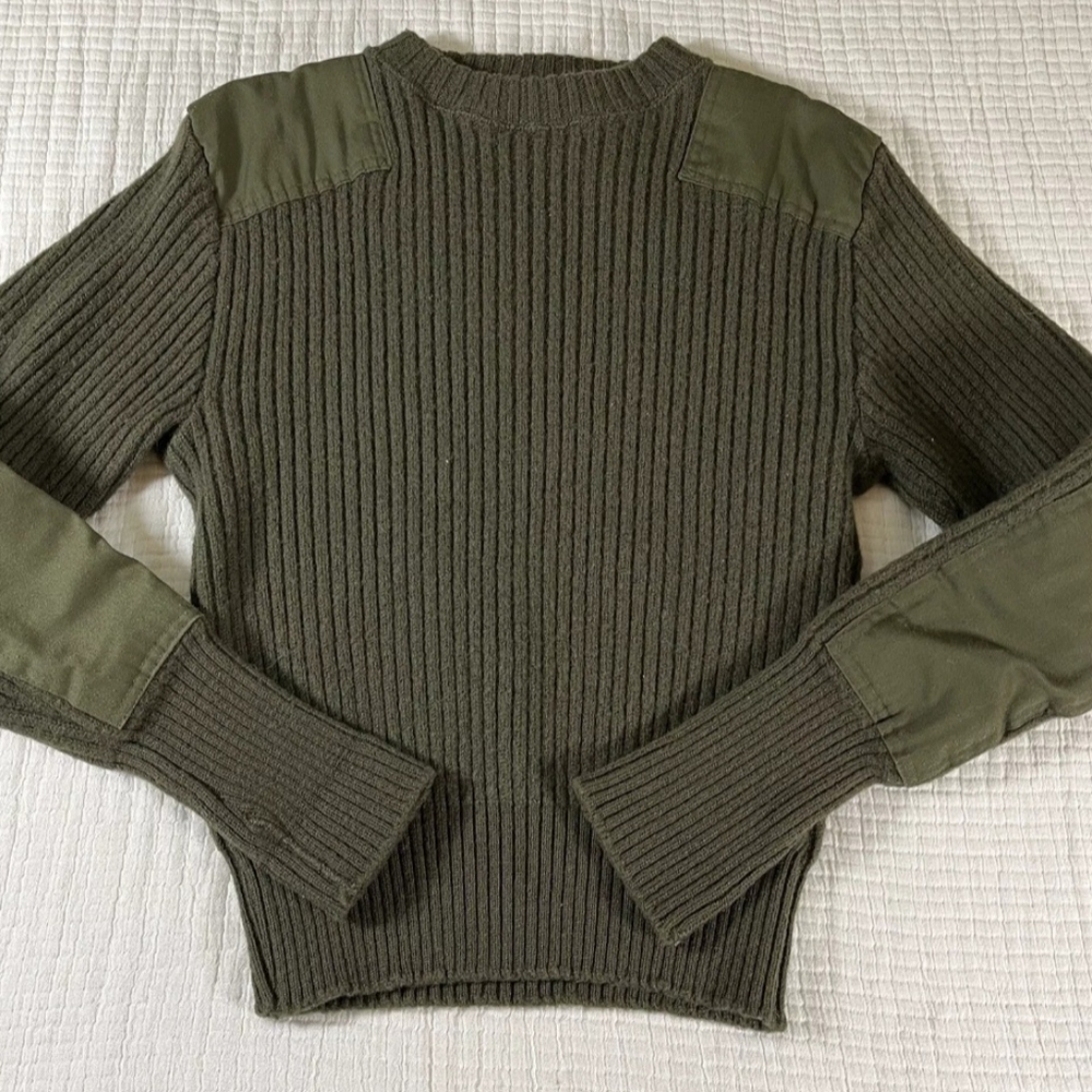 Chunky Knit Army Green Sweater Size 40
